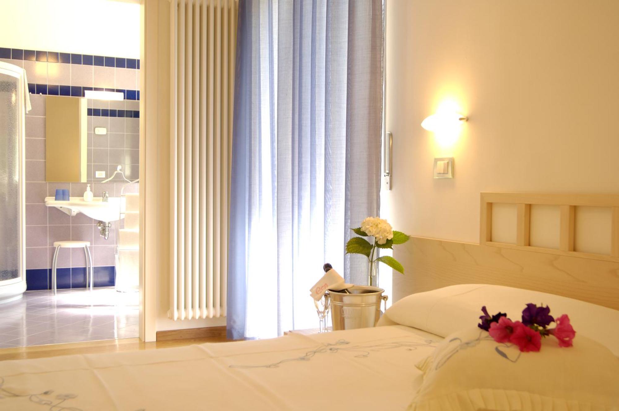 Eco Hotel Ariston Malcesine Ngoại thất bức ảnh